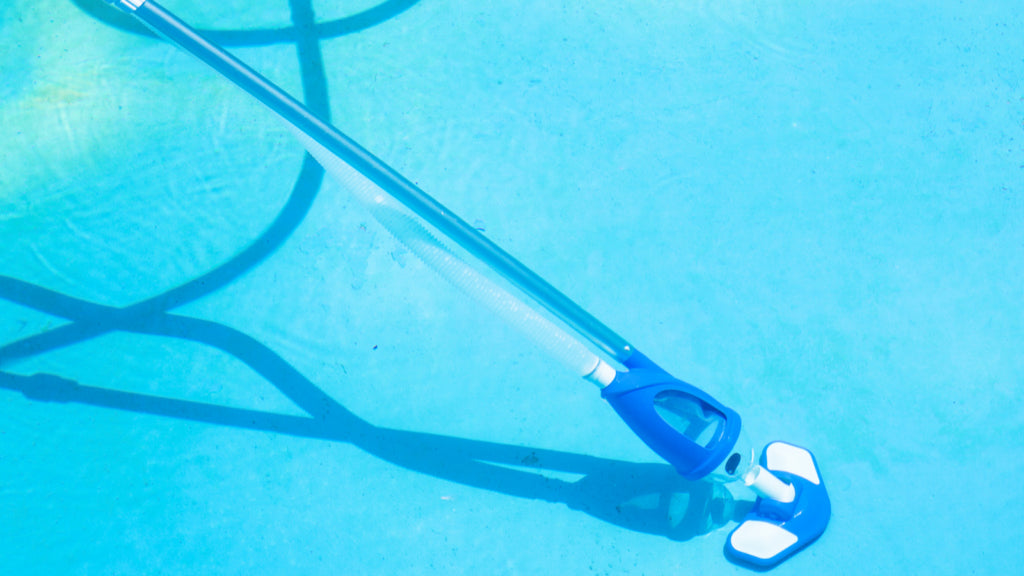 pool cleaning services tampa