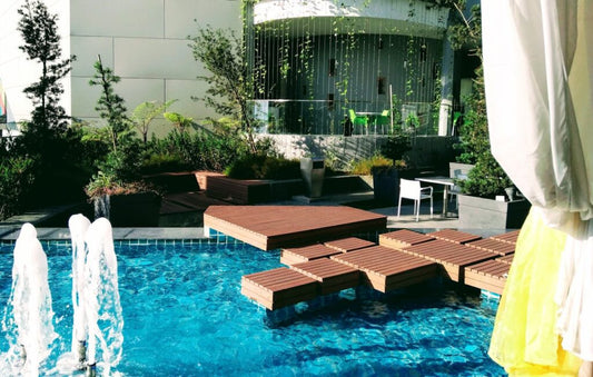 Best Swimming Pool Water Features for Your Backyard Retreat