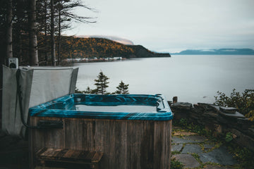 Jacuzzi vs Hot Tub: What’s The Difference?