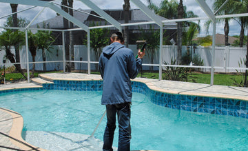 Bromine vs Chlorine: Choosing The Right Sanitizer
