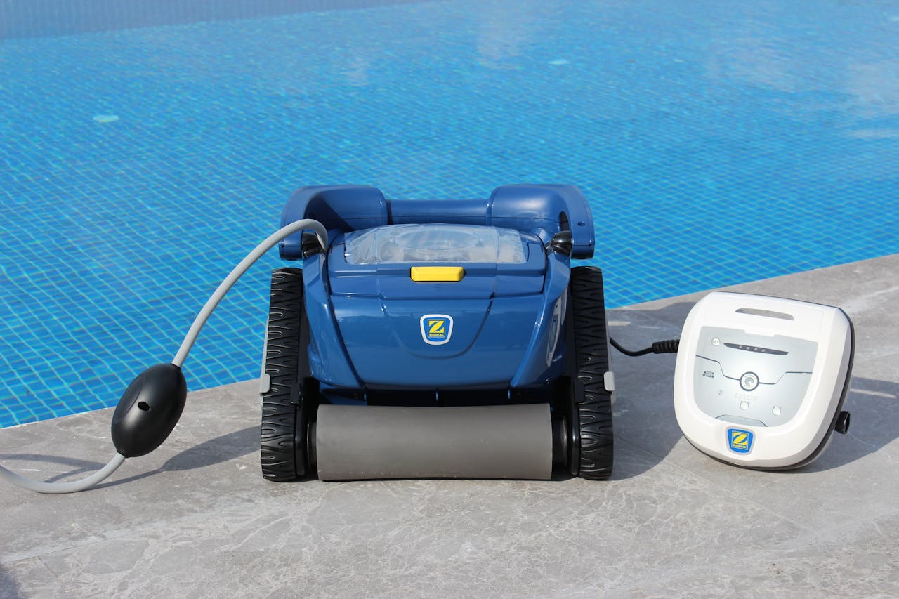 pool pump, pool vacuum, why isn't my pool cleaner moving